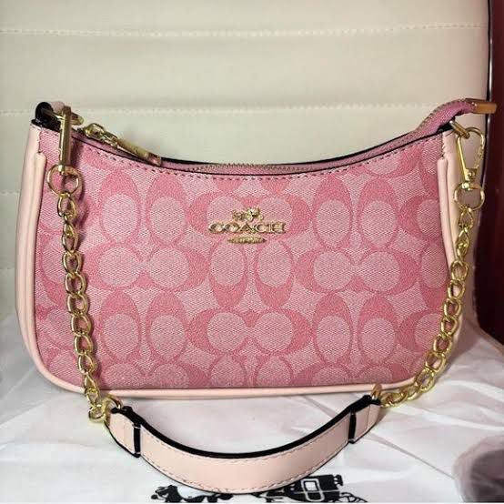 Coach Teri Shouder Bag in Signature Pink