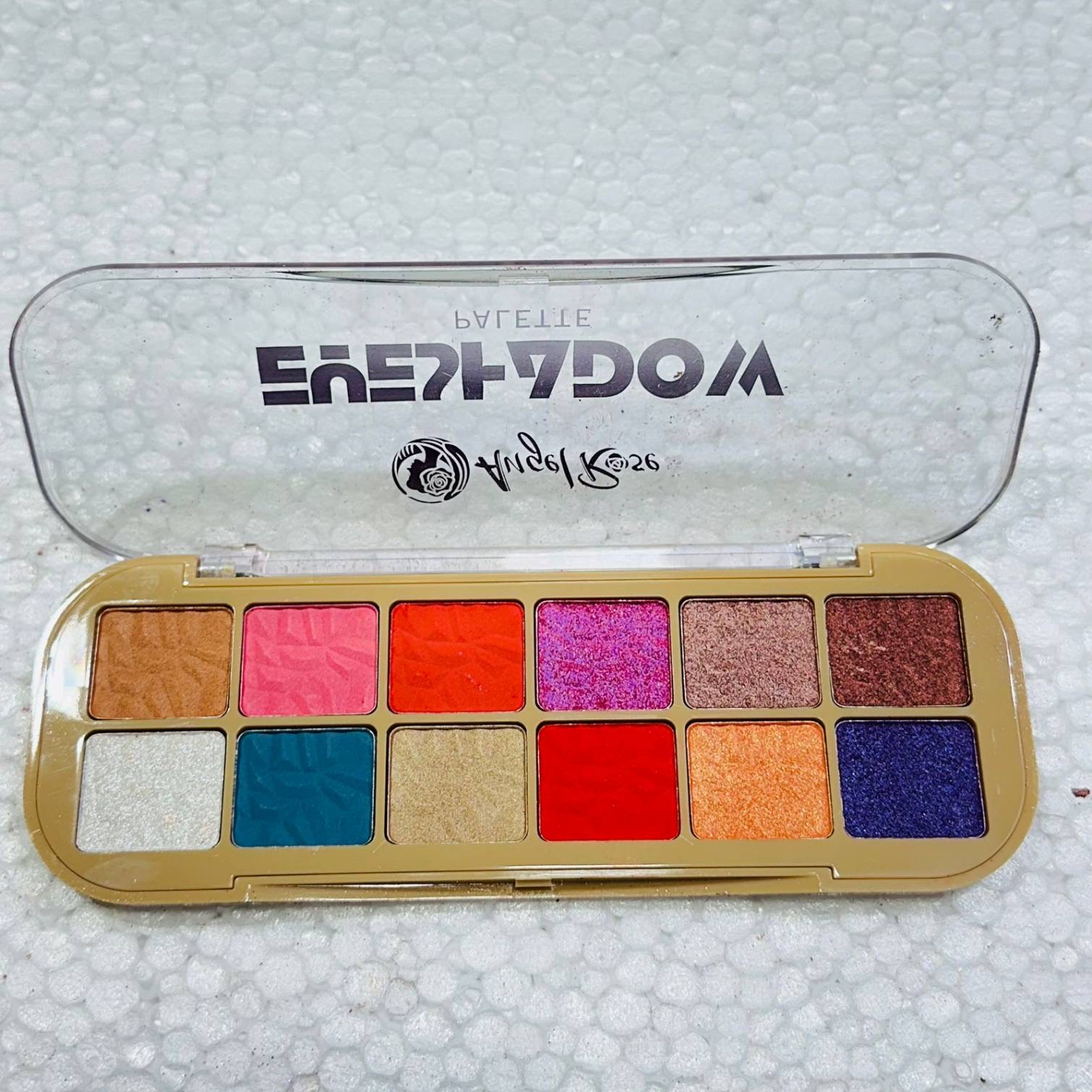 Angelrose 12 Color Eyeshadow 03 nude broken