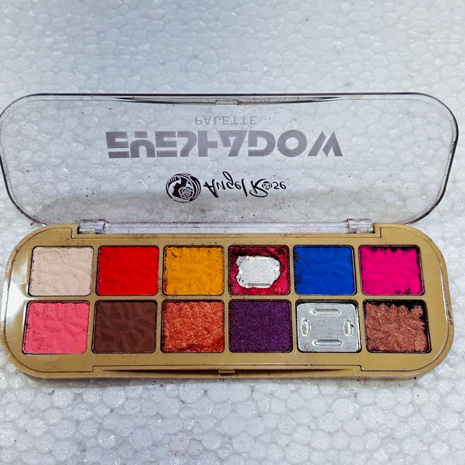 Angelrose 12 Color Eyeshadow nude -01 Broken